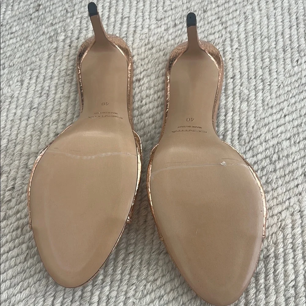 Identita Gold Stiletto Heels with Metallic Detail- BRAND NEW, NEVER WORN - Picture 4 of 6